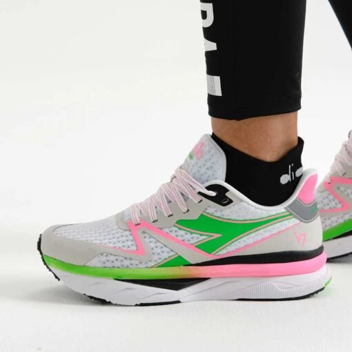 Diadora Women's Atomo V7000 Running Shoe - White/Green Fluo/Pink Fluo - Image 3