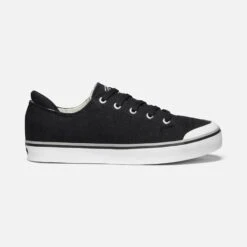 Keen Women's Elsa III Sneaker - Black- Regular (B)
