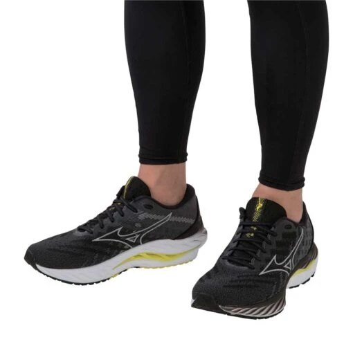 Mizuno Men's Wave Inspire 19 SSW Running Shoe- Black/Nimbus Cloud- Regular (D) - Image 4