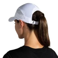 BROOKS Unisex Chaser Hat - White -Sneakers Shop 280456 100 MB Chaser Hat