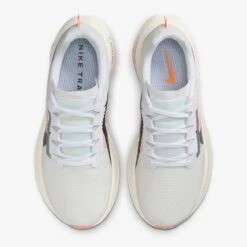 Nike Men's Ultrafly Trail Shoe - White- Regular (D) -Sneakers Shop 2aa87f78 3c8d 4cc8 b360 1dab893205a7
