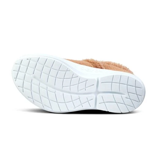 OOfos Women's OOcoozie Low Shoe Recovery Shoe - White/Chestnut - Image 6