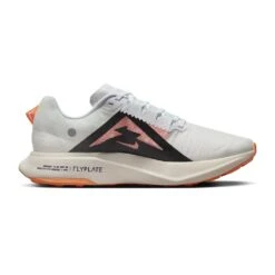 Nike Men's Ultrafly Trail Shoe - White- Regular (D)