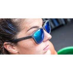 Goodr Silverback Squat Mobility Sunglasses -Sneakers Shop Silverback Alt 1000x d9fabea4 6a08 48d8 a42f 91d88a13b475
