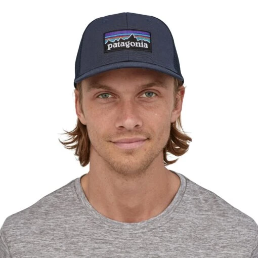 Patagonia Unisex P-6 Logo Trucker Hat - Navy Blue - Image 2
