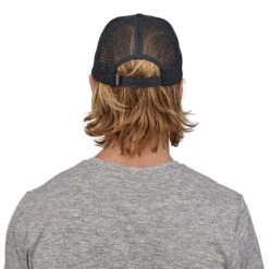 Patagonia Unisex P-6 Logo Trucker Hat - Navy Blue -Sneakers Shop WBS21 38289 NVYB CS2