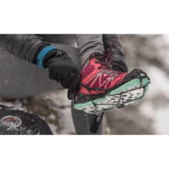 Unisex Yaktrax Pro Traction Device - Large - Black -Sneakers Shop Yaktrax Pro 1080x645 5 New 523aaafc e966 4cf7 9407 6caecda361a3