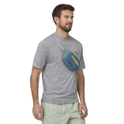 Patagonia Ultralight Black Hole Mini Hip Pack - Steam Blue -Sneakers Shop webimage 300FA08C 7F21 44AD B245BB09D75235B5